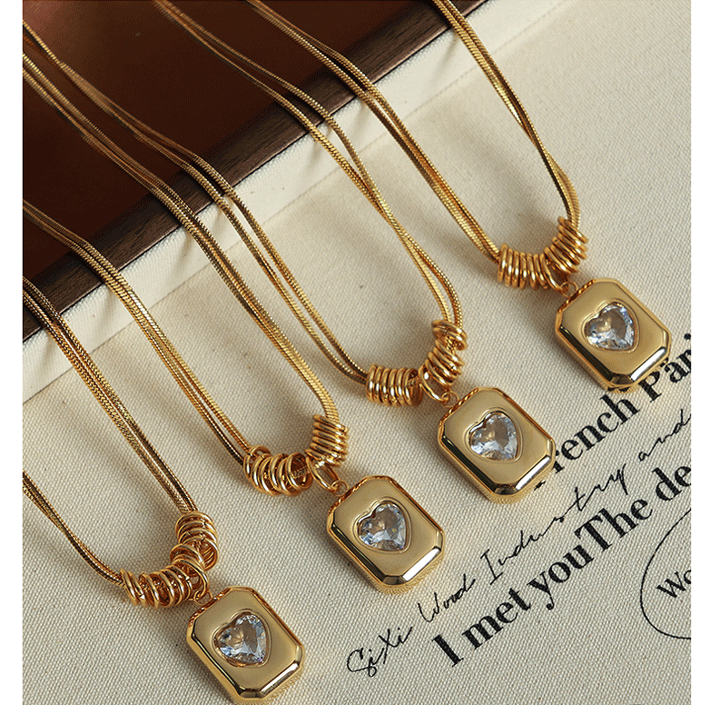 PVD Coated 18K Gold Plated  304 Stainless Steel Vintage Style  Waterproof Non Tarnish Pendant Necklace
