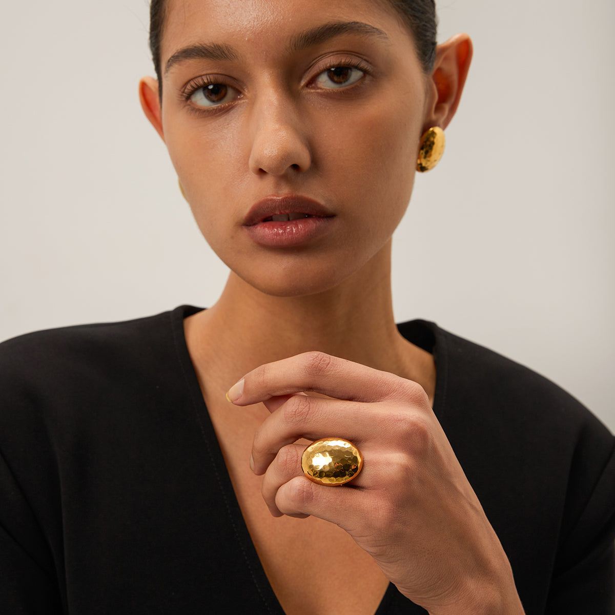 PVD Coated Real Gold Plated 18K Gold Hammered 304 Stainless Steel Non Tarnish Open Ring