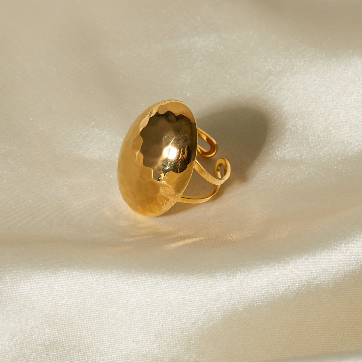 PVD Coated Real Gold Plated 18K Gold Hammered 304 Stainless Steel Non Tarnish Open Ring