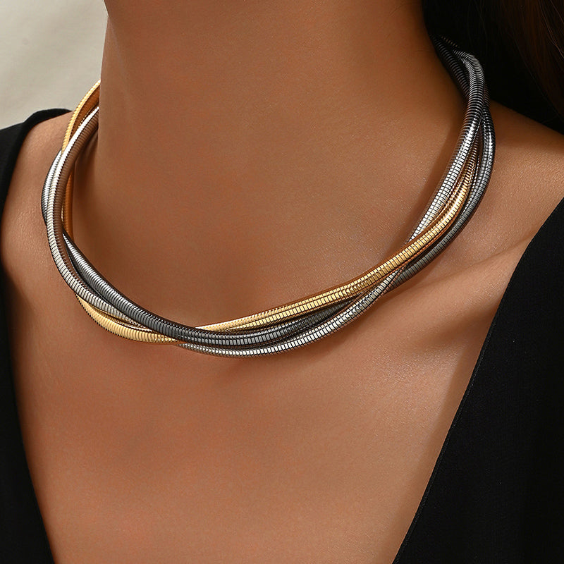 Simple Style Solid Color Electroplated Golden Plated Alloy Metal Choker.