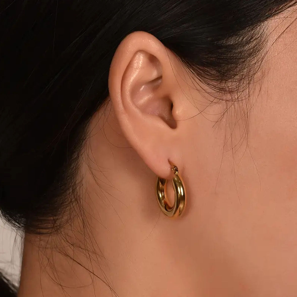 304 Stainless Steel Round Electroplated Stone-Free 18K Gold Plated Simple Style Plating Earrings