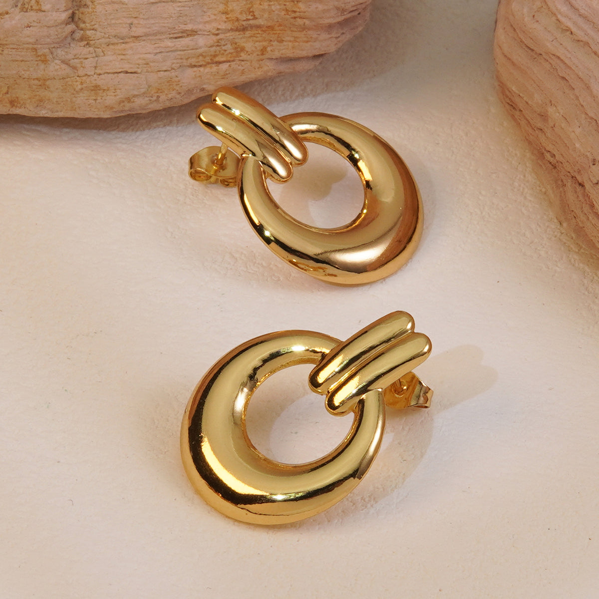 Elegant 304 Stainless Steel Gold Electroplating Ear Studs