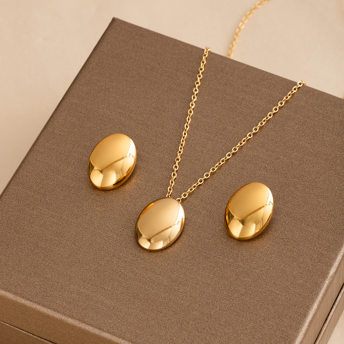 PVD Coated 18K Gold Plated Imitation Geometric Oval 304 Stainless Steel Jewelry Set